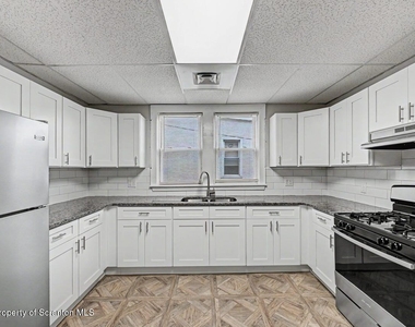 531 S Irving Avenue - Photo Thumbnail 13