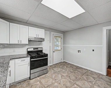531 S Irving Avenue - Photo Thumbnail 17