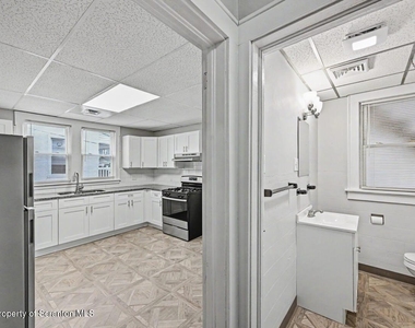 531 S Irving Avenue - Photo Thumbnail 19