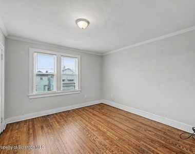 531 S Irving Avenue - Photo Thumbnail 29