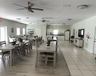 7060 Strand Circle - Photo Thumbnail 19
