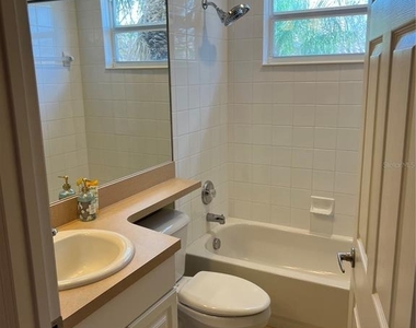 7060 Strand Circle - Photo Thumbnail 15