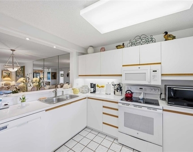 5627 Ashton Way - Photo Thumbnail 9