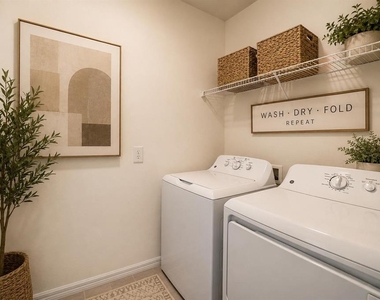 2206 Washington Palm Court - Photo Thumbnail 69