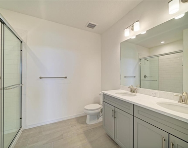 2206 Washington Palm Court - Photo Thumbnail 41