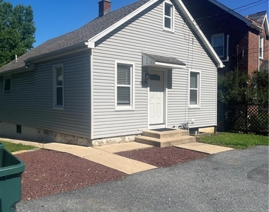 1839 Willow Park Road - Photo Thumbnail 2