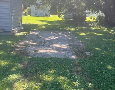 1839 Willow Park Road - Photo Thumbnail 32