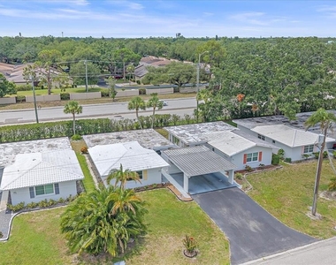3818 Roxane Boulevard - Photo Thumbnail 33