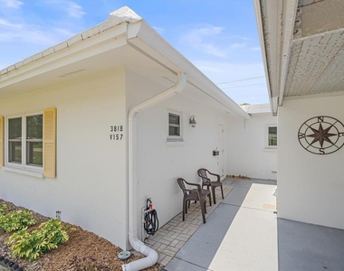 3818 Roxane Boulevard - Photo Thumbnail 31