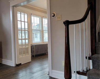 73 W Greenwich Street - Photo Thumbnail 8