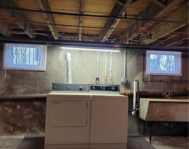 73 W Greenwich Street - Photo Thumbnail 30