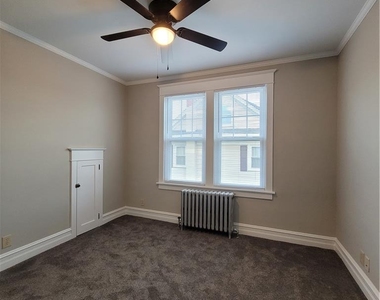 73 W Greenwich Street - Photo Thumbnail 18