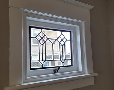 73 W Greenwich Street - Photo Thumbnail 13