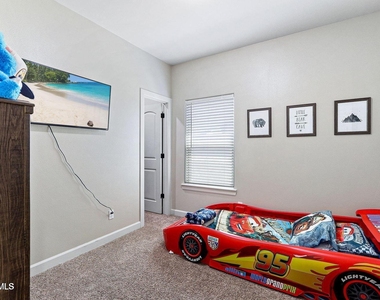 2852 Tierra Oasis Street - Photo Thumbnail 12