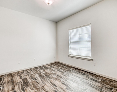 6557 Toivoa Place - Photo Thumbnail 40