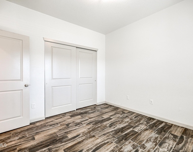 6557 Toivoa Place - Photo Thumbnail 39