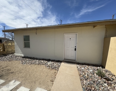 10277 N Loop Drive - Photo Thumbnail 22