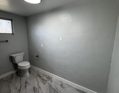 10277 N Loop Drive - Photo Thumbnail 1