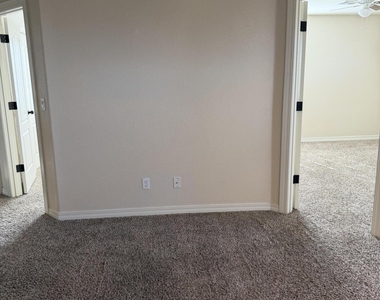 13108 Red Cove Drive - Photo Thumbnail 41