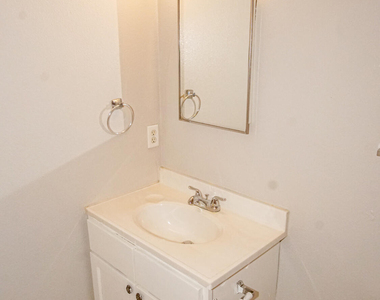 11024 Sunshine Court - Photo Thumbnail 14