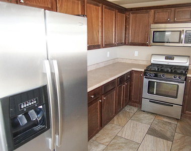 12945 Hueco Hill Drive - Photo Thumbnail 6