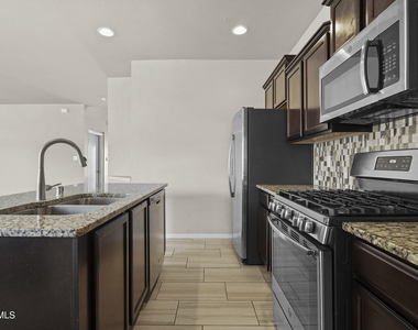331 Malta Street - Photo Thumbnail 17