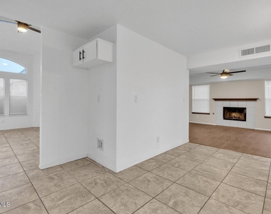 7489 Plaza Redonda Drive - Photo Thumbnail 15
