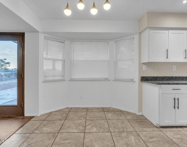 7489 Plaza Redonda Drive - Photo Thumbnail 16
