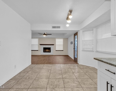 7489 Plaza Redonda Drive - Photo Thumbnail 17