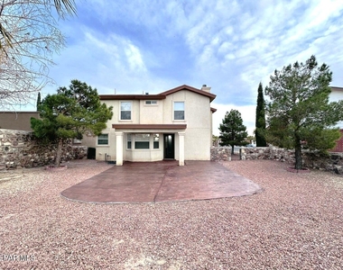 7489 Plaza Redonda Drive - Photo Thumbnail 46
