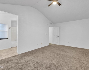 7489 Plaza Redonda Drive - Photo Thumbnail 25