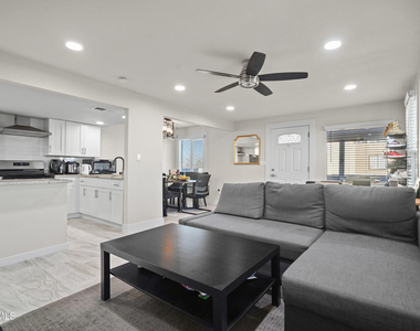 10628 Springwood Drive - Photo Thumbnail 28