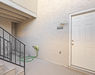 10628 Springwood Drive - Photo Thumbnail 4