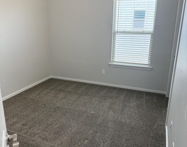 10148 Texas Madrone Drive - Photo Thumbnail 16