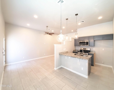 6524 Hoop Street - Photo Thumbnail 2