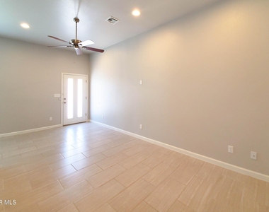 6524 Hoop Street - Photo Thumbnail 3