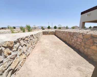 6524 Hoop Street - Photo Thumbnail 16