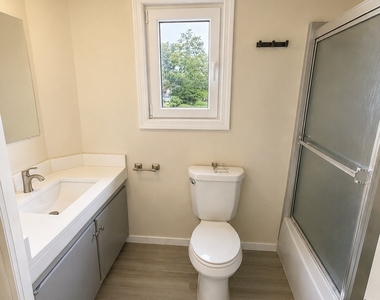 267 Branford Road - Photo Thumbnail 10