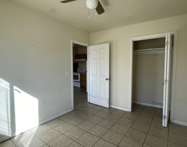 136 Keeney Court - Photo Thumbnail 5