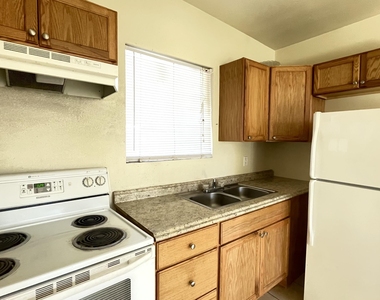136 Keeney Court - Photo Thumbnail 2