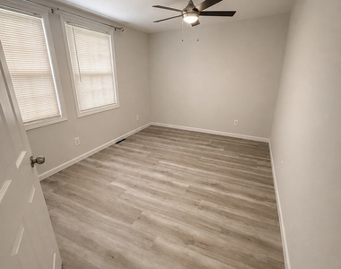 267 Branford Road - Photo Thumbnail 3