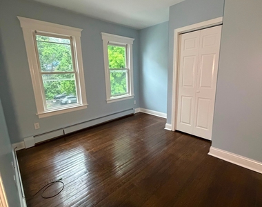16 Charron Street - Photo Thumbnail 1