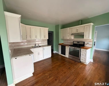16 Charron Street - Photo Thumbnail 4
