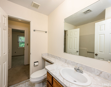 1400 Hartford Turnpike - Photo Thumbnail 22