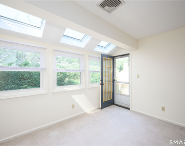 1400 Hartford Turnpike - Photo Thumbnail 8