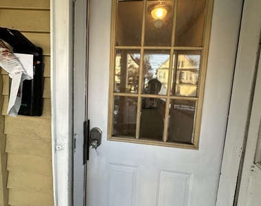 1036 Maplewood Avenue - Photo Thumbnail 1