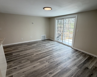 267 Branford Road - Photo Thumbnail 4