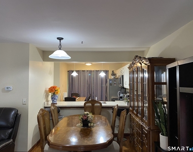 60 Padanaram Road - Photo Thumbnail 2
