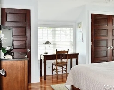 5 Knollwood Drive - Photo Thumbnail 6