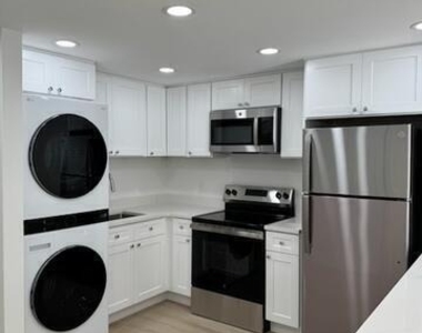 38b Putnam Green - Photo Thumbnail 13